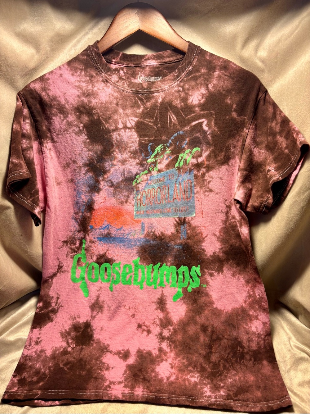 Nostalgic Goosebumps Kids' Tie-Dye Graphic Tee - Pink & Brown